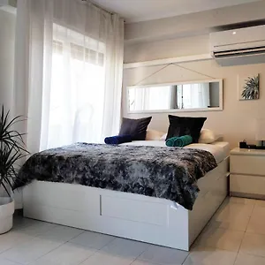 bonavista-studio-with-a-balcony-calella.catalonia-hotels.com/